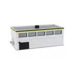 Garage Peugeot avec vitrine MKD 2023 - HO 1/87 - 215 x 80 x 98 mm