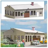 Atelier de réparation auto BUSH 1918 - HO 1/87 Dimension 175 x 122 x 76 mm