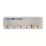 Lot de 6 personnages vendeur de glaces + passants Merten 0272203 - N : 1/160