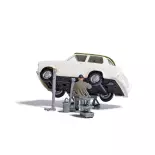 Mechanic" scene with tools, character and vehicle Busch 7938 - HO 1/87
