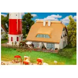 Chaumière avec toit de roseaux HO 1/87