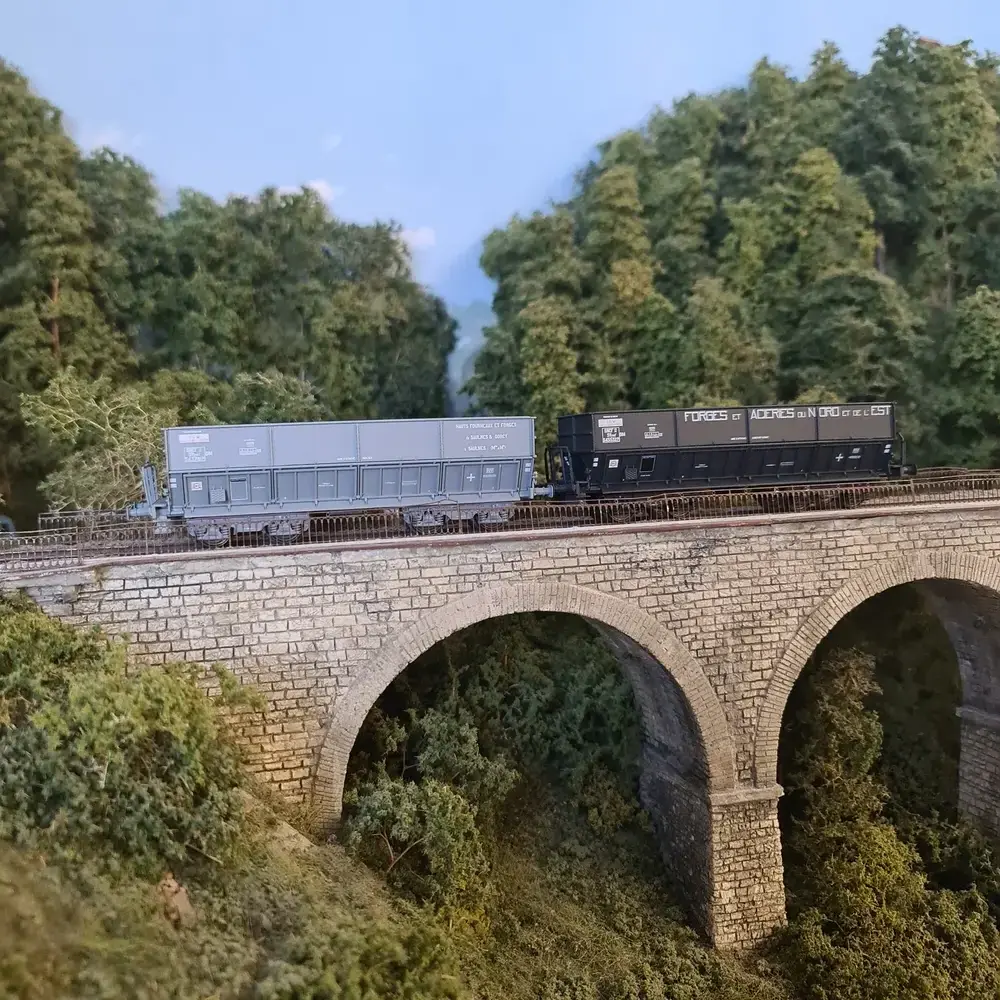 Set 2 wagons tombereaux - LS Models 31110 - HO_1-87 - SNCF - EP III - 5_rotated.webp