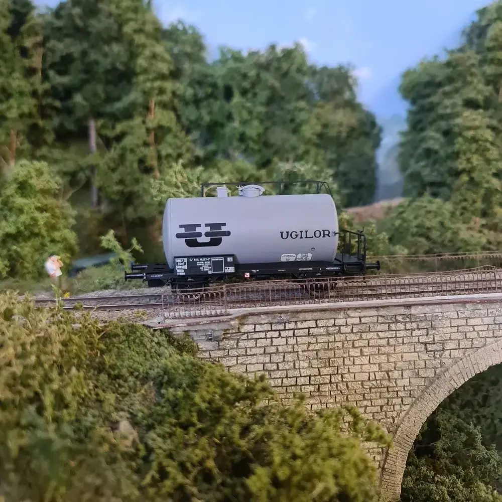 Wagon citerne Z_P_Ugilor_- Brawa 50053 - HO_1-87 - SNCF - 5_rotated.webp
