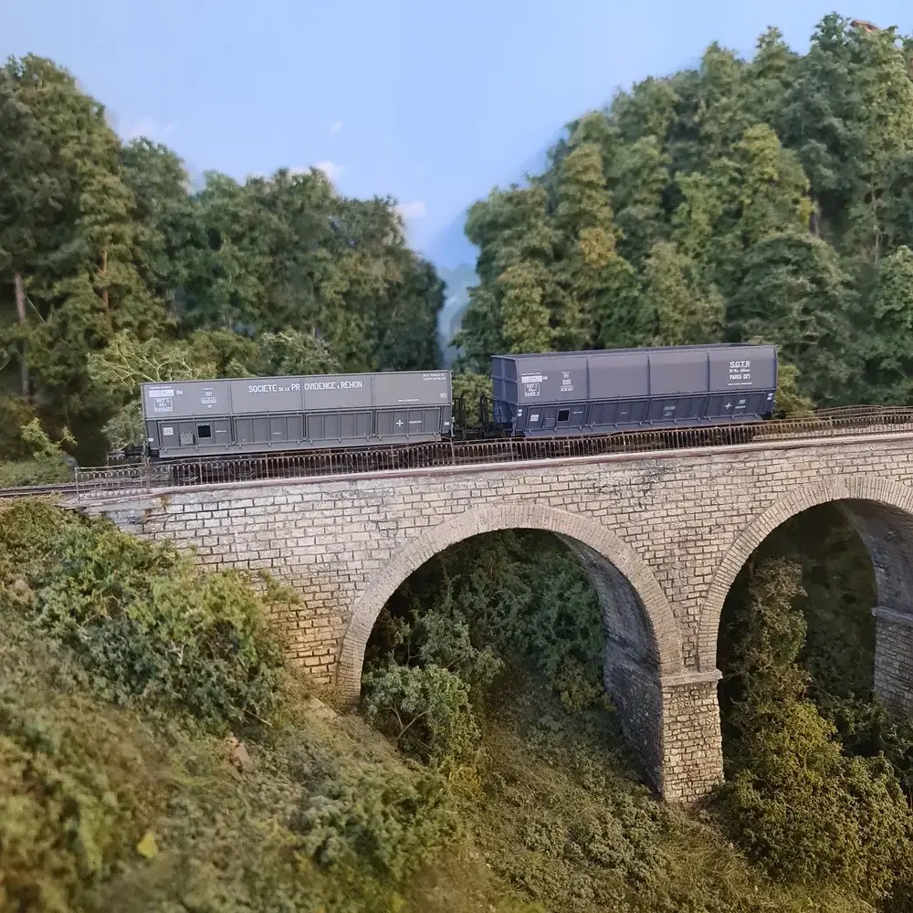 Set 2 wagons tombereaux - LS Models 31109 - HO_1-87 - SNCF - EP III - 5_rotated.webp