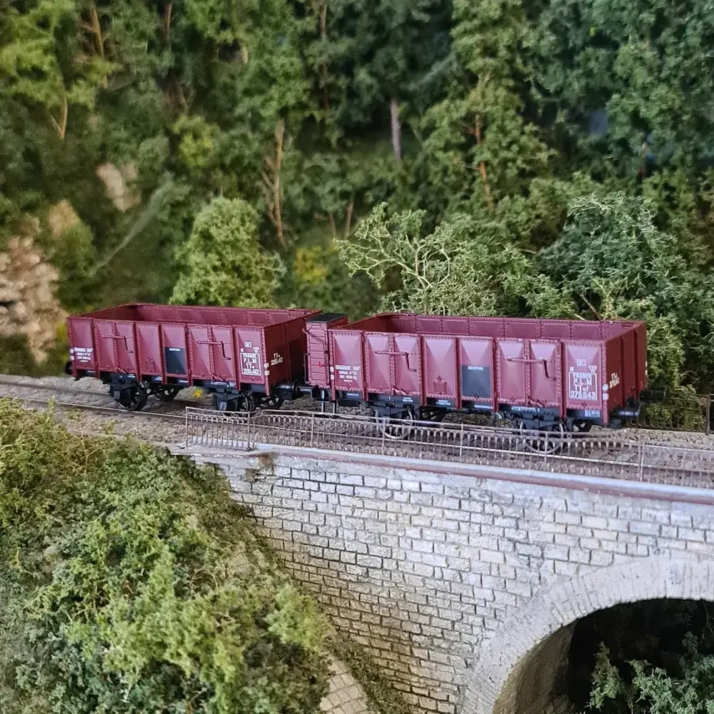 Pack 2 wagons tombereaux OCEM 19 REE Mod_les WB827 - HO 1-87 - 5_rotated.webp