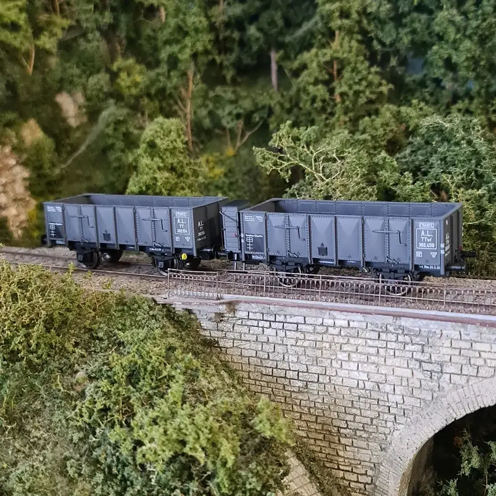 Pack 2 wagons tombereaux OCEM 19 REE Mod_les WB828 - HO 1-87 - 5_rotated.webp