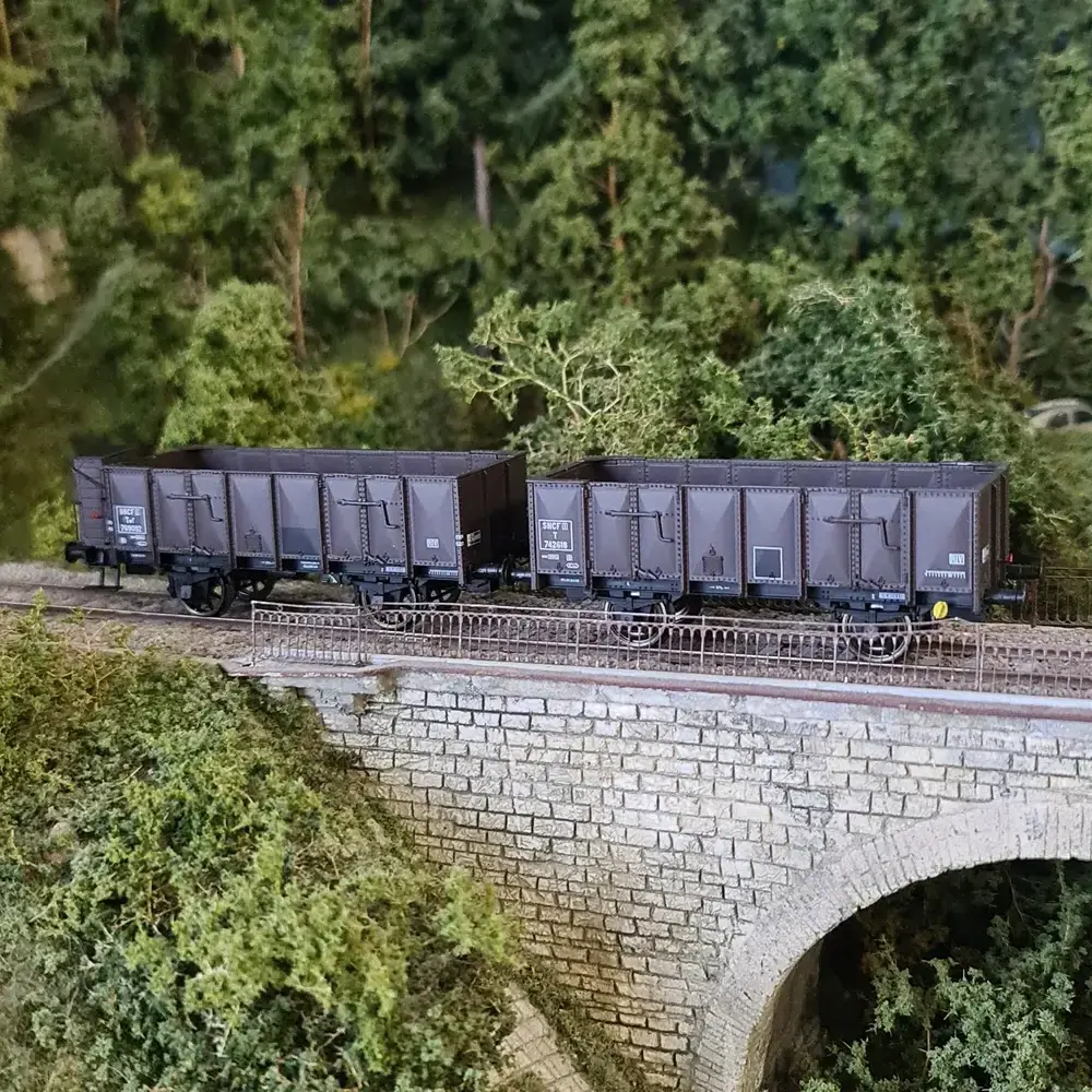 Pack 2 wagons tombereaux OCEM 19 REE Mod_les WB832 - HO 1-87 - 5_rotated.webp