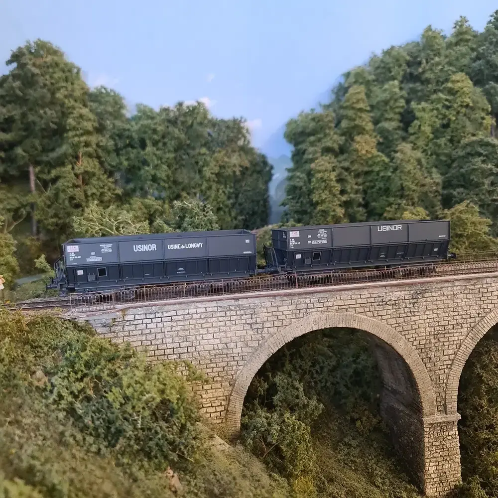 Set 2 wagons tombereaux LS Models 31112 - HO_1-87 - SNCF - EP IV - 4_rotated.webp