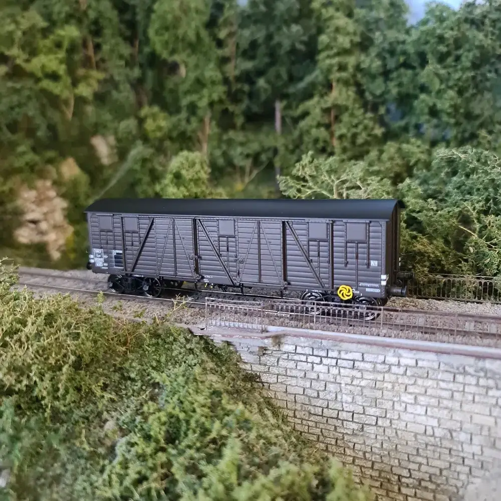 Wagon couvert TP REE Mod_les WB778 - HO 1-87 - SNCF - EP III - 5_rotated.webp