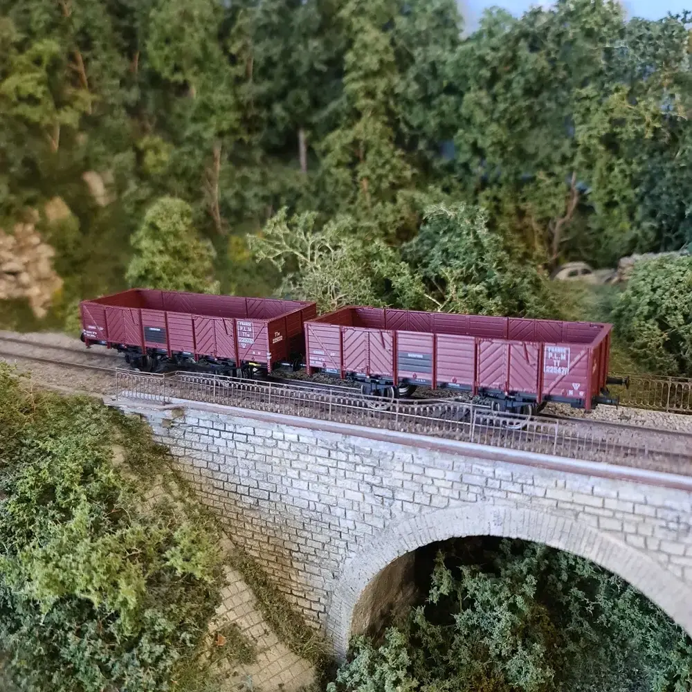 Wagons tombereau de la PLM_en acier avec 4 portes_REE Mod_les WB-814_HO 1-87e - 5_rotated.webp