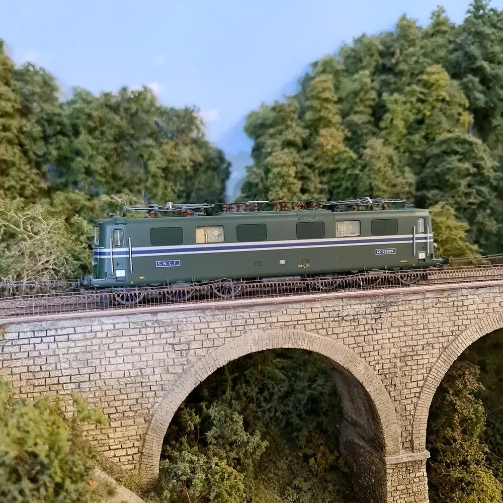 Locomotive électrique CC 25005 - Piko 96587 - HO 1-87 - SNCF - 2R - Digital sound - 4.webp