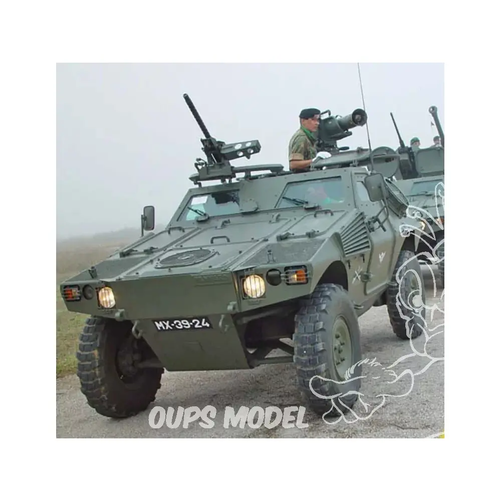 Véhicule militaire VBL porte-missile Milan AT - Ace 72421 - 1/72 - 15