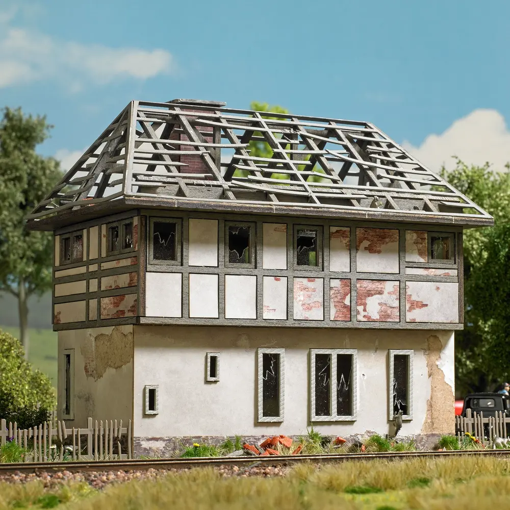 Poste d'aiguillage Délabré - Busch 1949 - HO 1/87 - 2