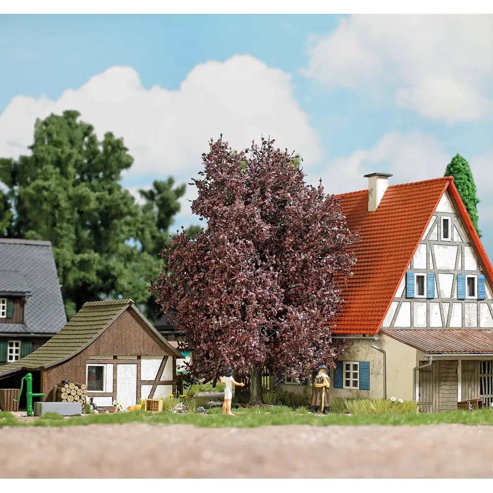 Hêtre de saison printanière muni de feuilles rouges / violets Busch 3725 - HO 1/87 - 2