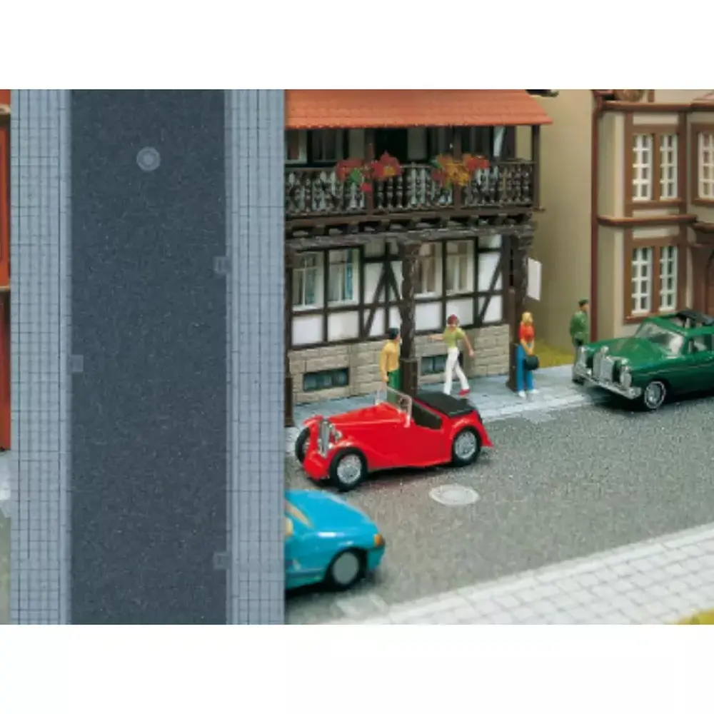 Rue de ville avec trottoir - BUSCH 6038 - HO 1/87 - longueur 1 mètre - 2