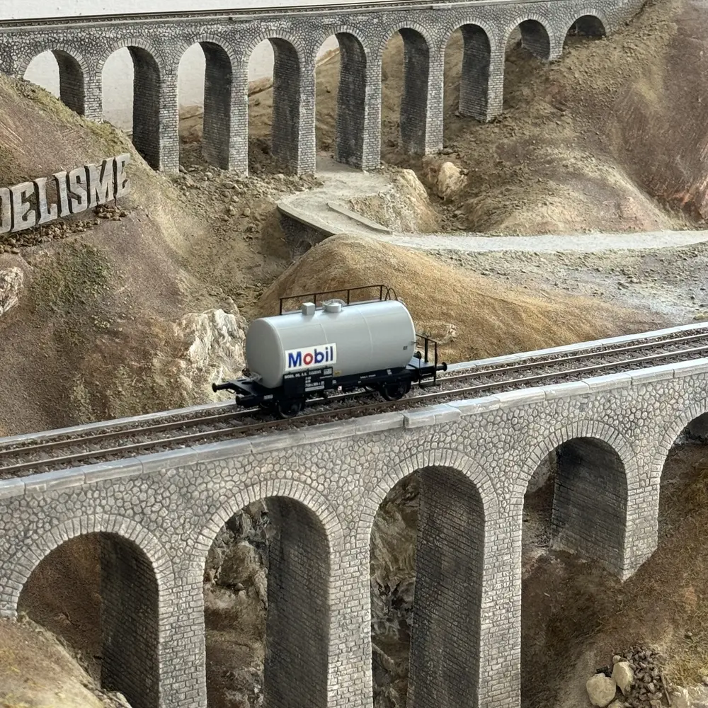 Wagon citerne Mobil - Brawa 50030 - HO 1/87 - DB - Ep IV - 2R - 6