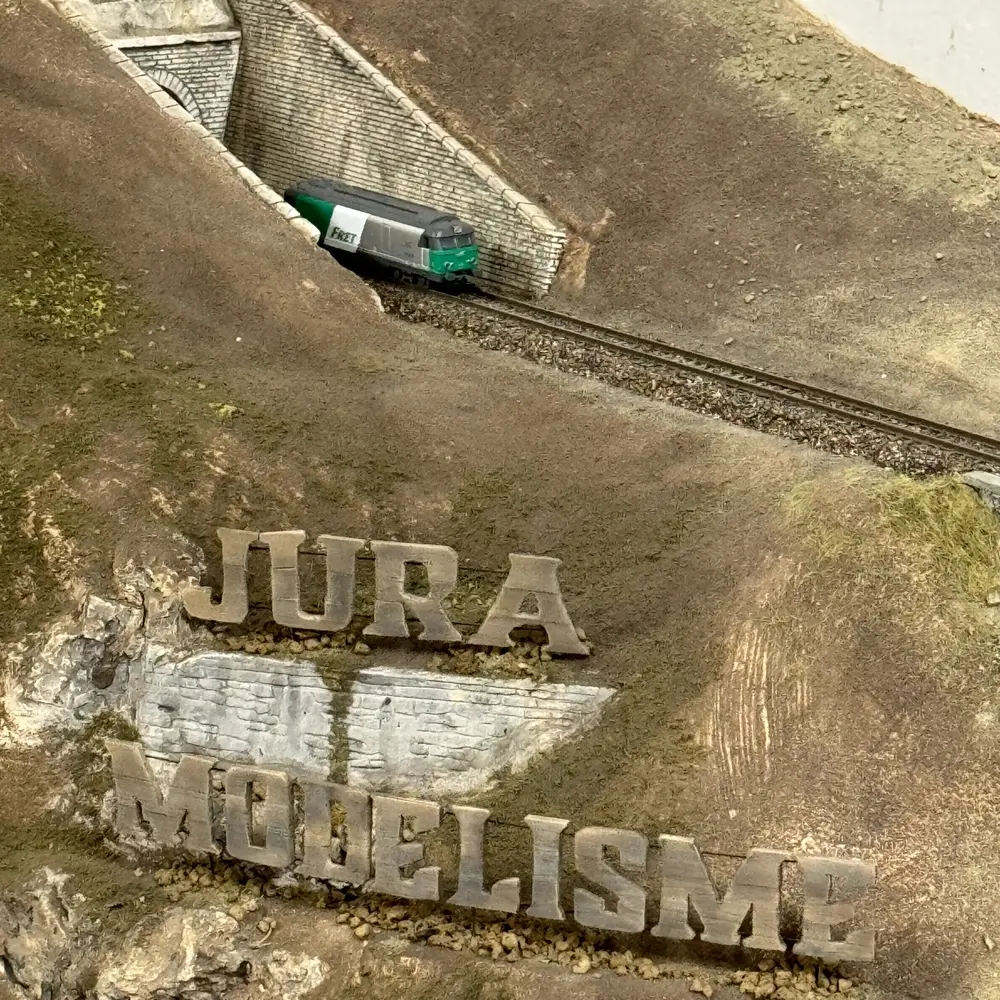 Locomotive diesel BB 67478 Fret - Azar Models L01-FR2A - Z 1/220 - SNCF - Ep V-VI - Analogique - 2R - 5