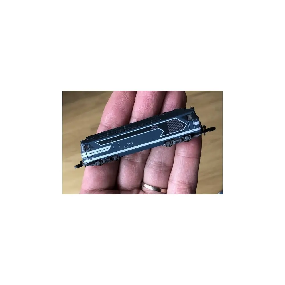 Locomotive diesel BB 67615 Bleu analogique - AZAR MODELS L01-BL1A - Z 1/220 - EP IV - 4