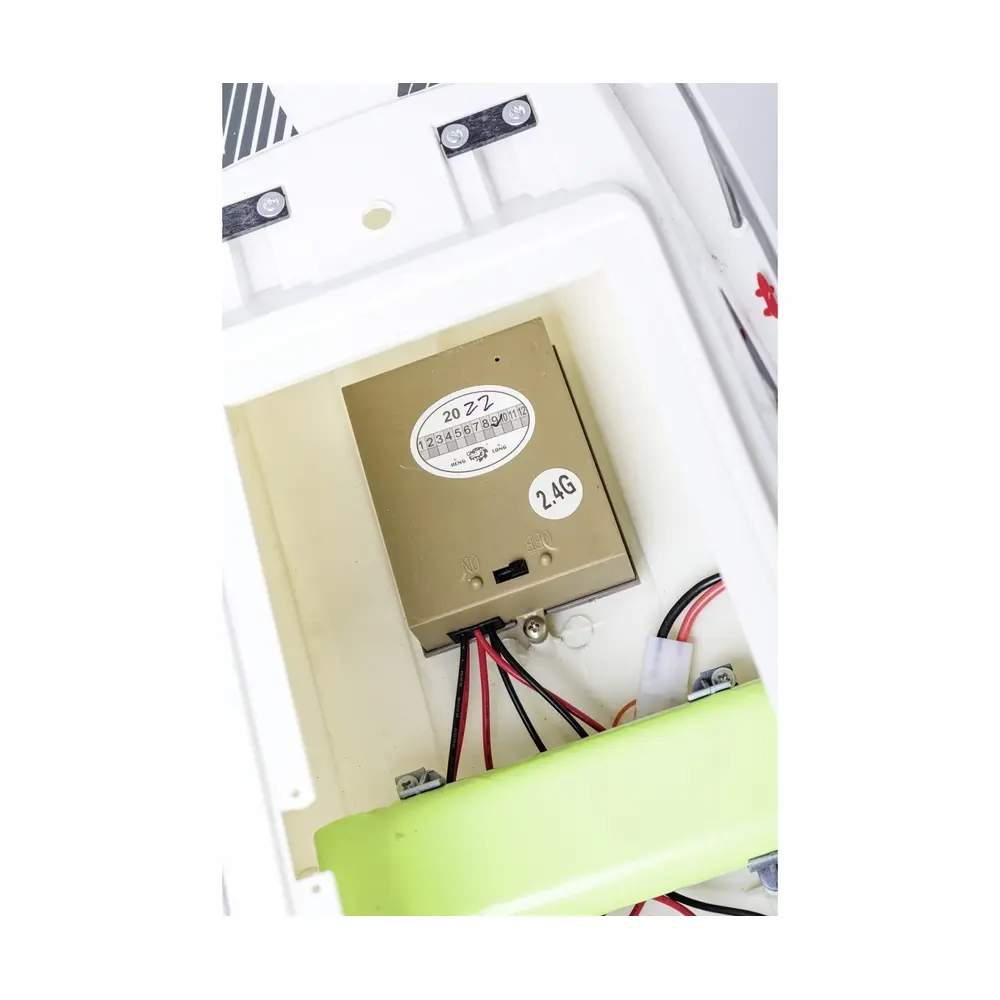 Yacht RC Ocean Queen 2.45GHz 100% RTR - Carson 500108044 - Échelle universelle - 6