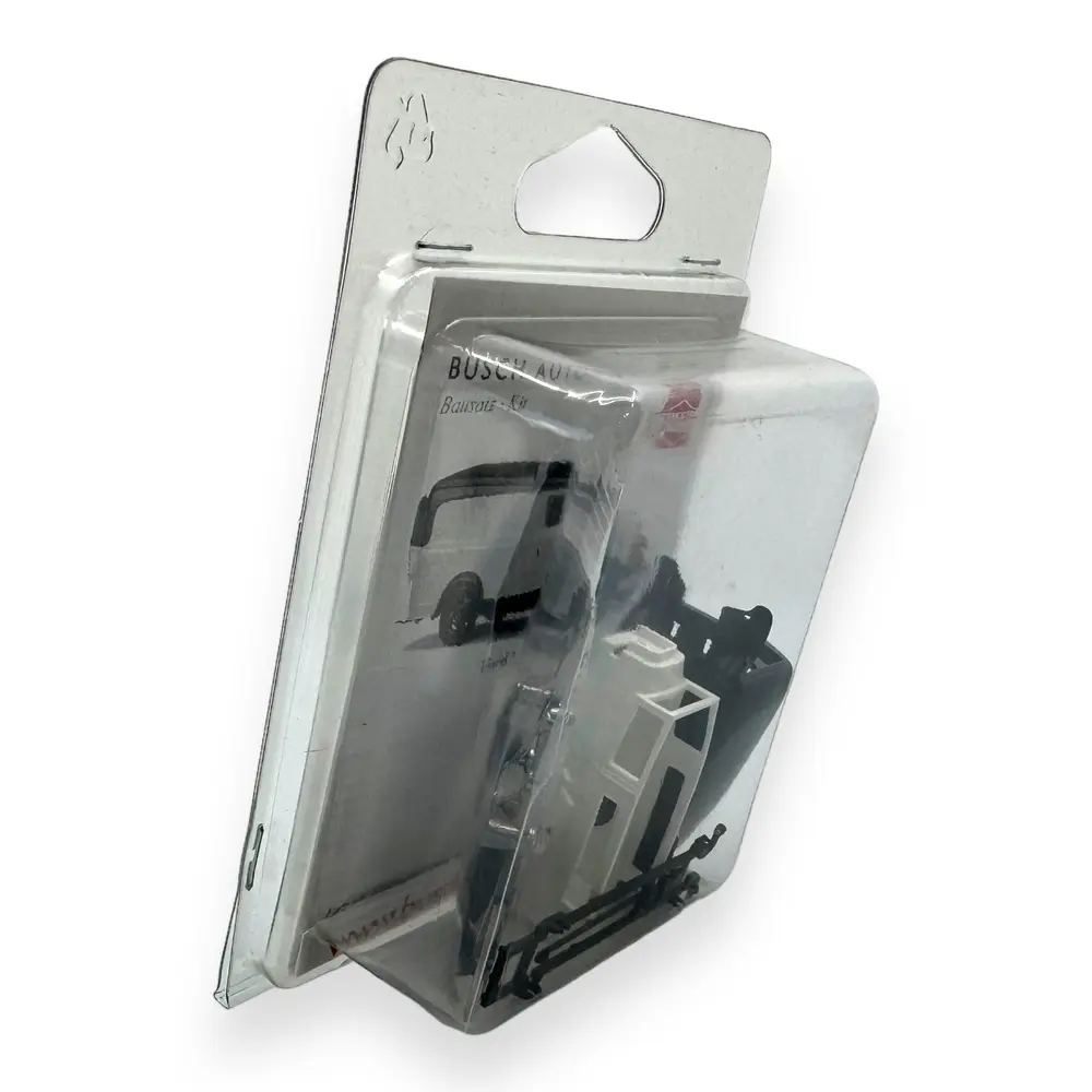 Ford modèle AA en Kit - Busch 60274 - HO 1/87 - livrée blanche   - 3
