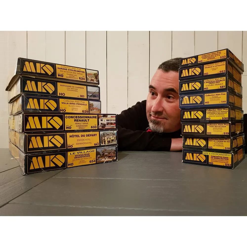 Livre MKD la passion du décor  - "40 ans de MKD" - réalisé par Hervé Perton - 3