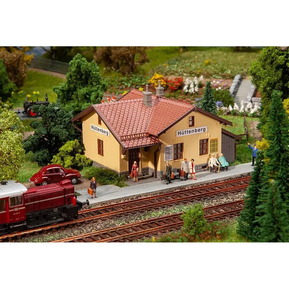 Station d'arrêt "Hüttenberg" Faller 110151 - HO : 1/87 - EP III - 3