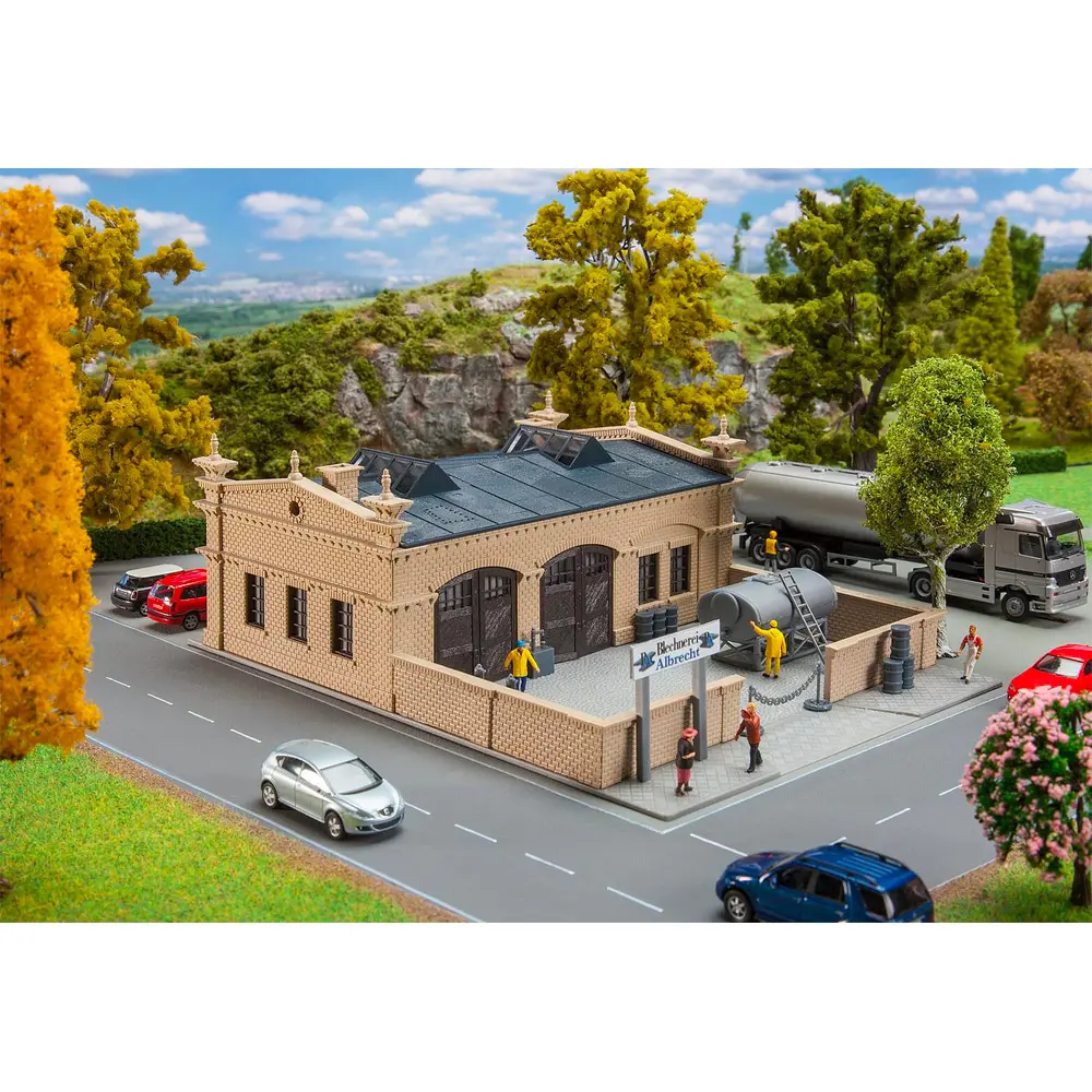 Atelier/Tôlerie avec cours - Faller 131382 - HO 1/87 - EP II - 4