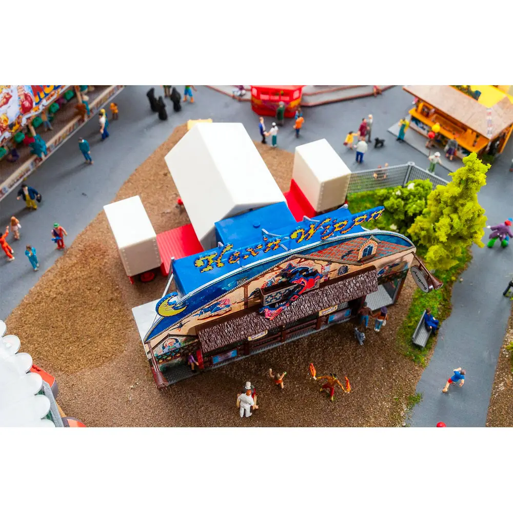 Manège Hex'n Wippn - Faller 140419 - HO 1/87 - EP IV - 144 x 140 x 98 mm  - 2