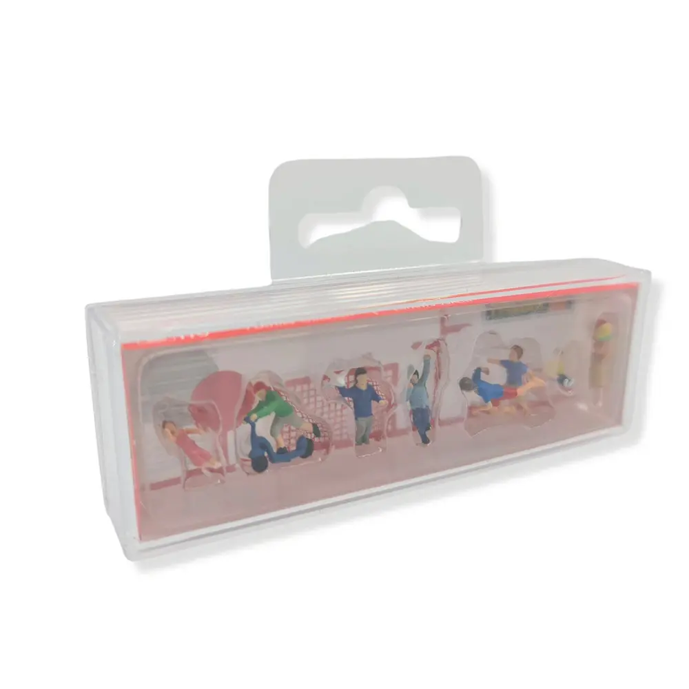 Lot de 8 Enfants jouant FALLER 151613 - HO 1/87 - 3