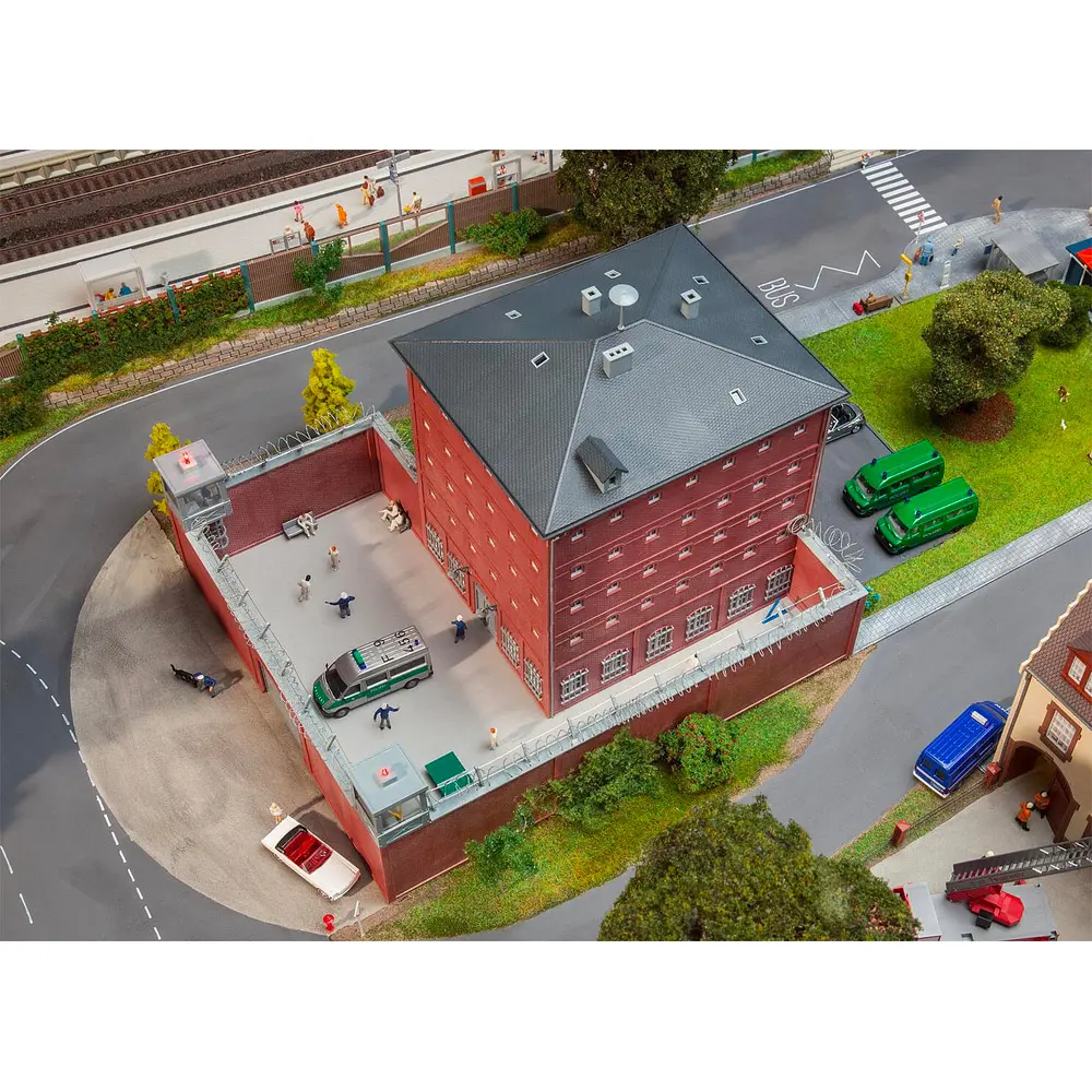 Établissement pénitentiaire - Faller 130808 - HO 1/87 - 4