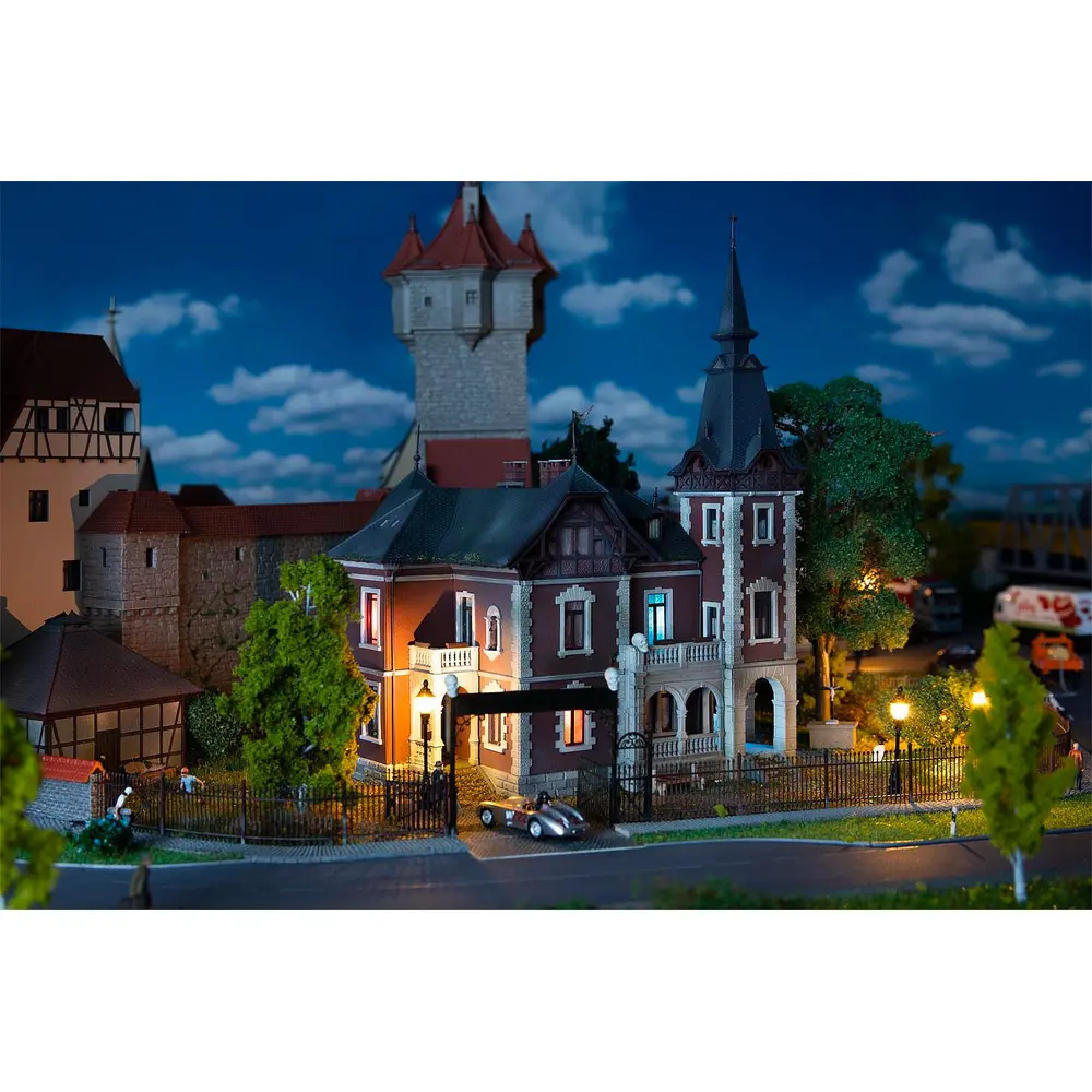 Une Villa de ville - Faller 130646 - HO 1/87 - 186x176x254 - 4