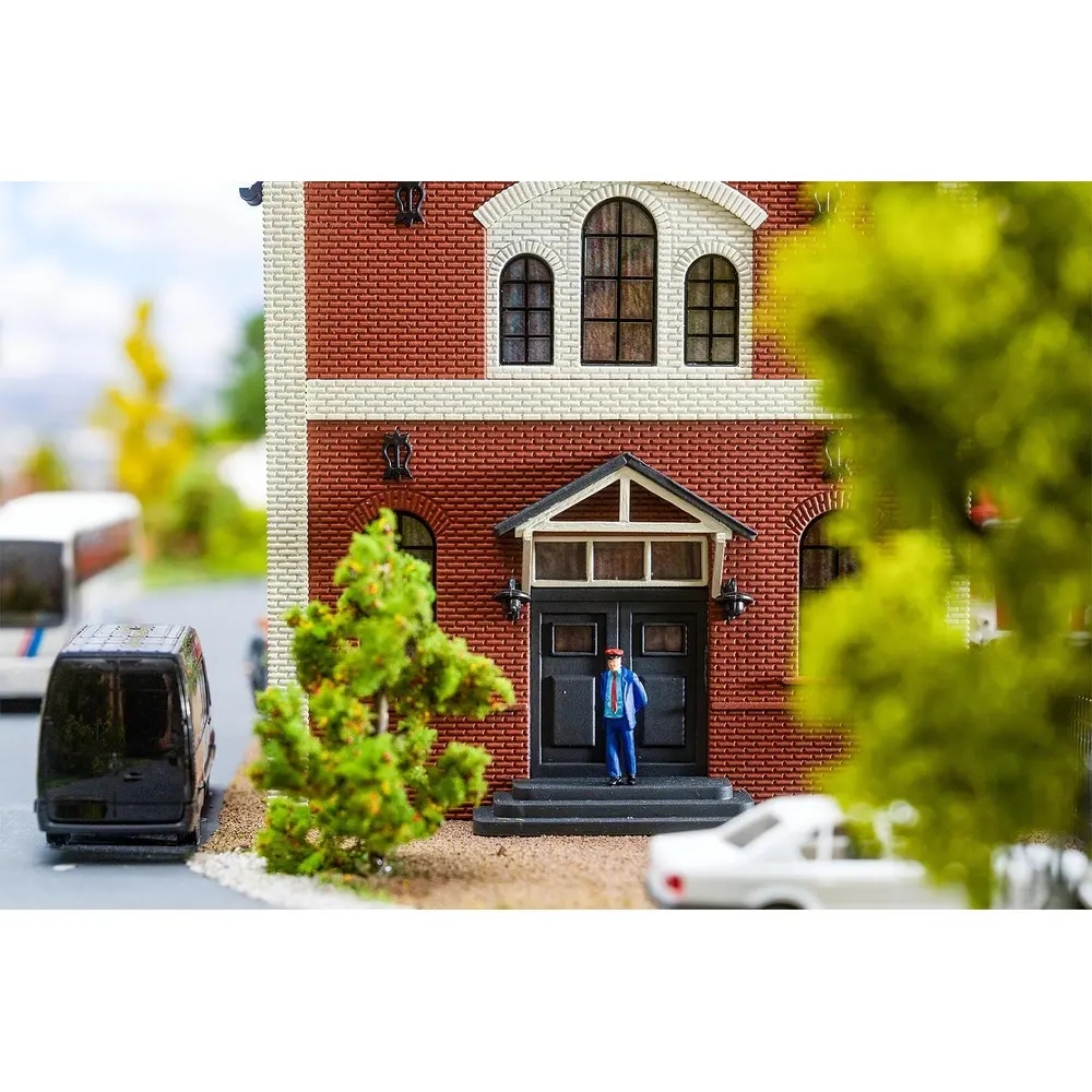 Bâtiment administratif de la DB - Faller 191828 - HO 1/87 - EP II - 148 x 116 x 163 mm - 4