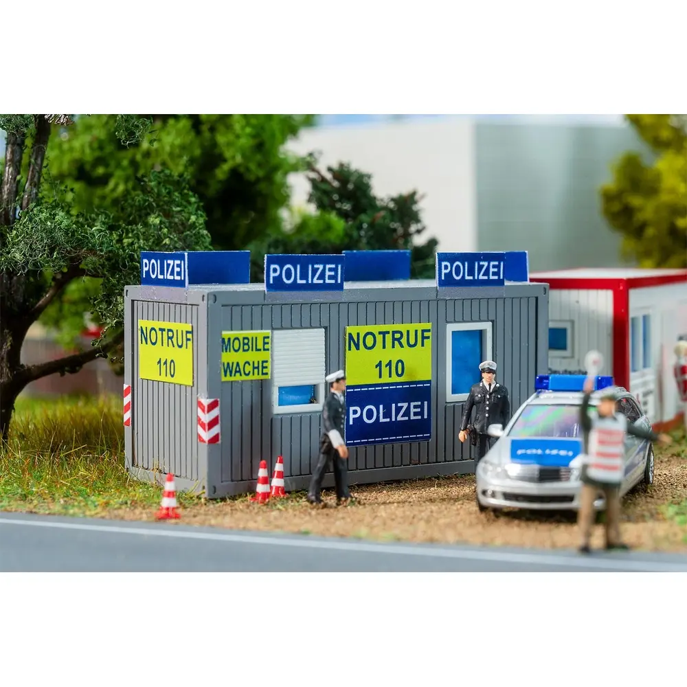 Conteneur de bureaux pour la police et la Croix-Rouge - Faller 180338 - HO 1/87 - EP VI - 4