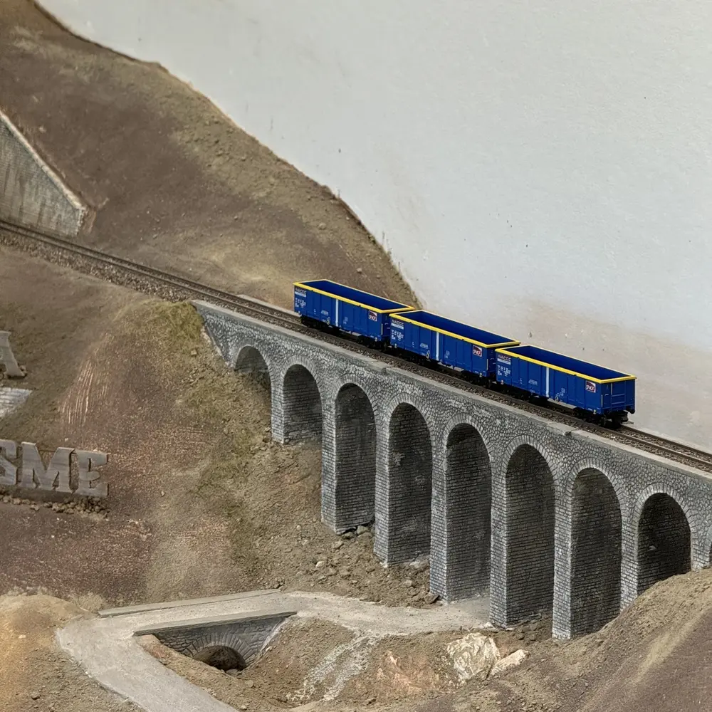 Coffret de 3 wagons tombereaux Eamnos - Arnold HN6602 - N 1/160 - SNCF - Ep VI - 2R - 9