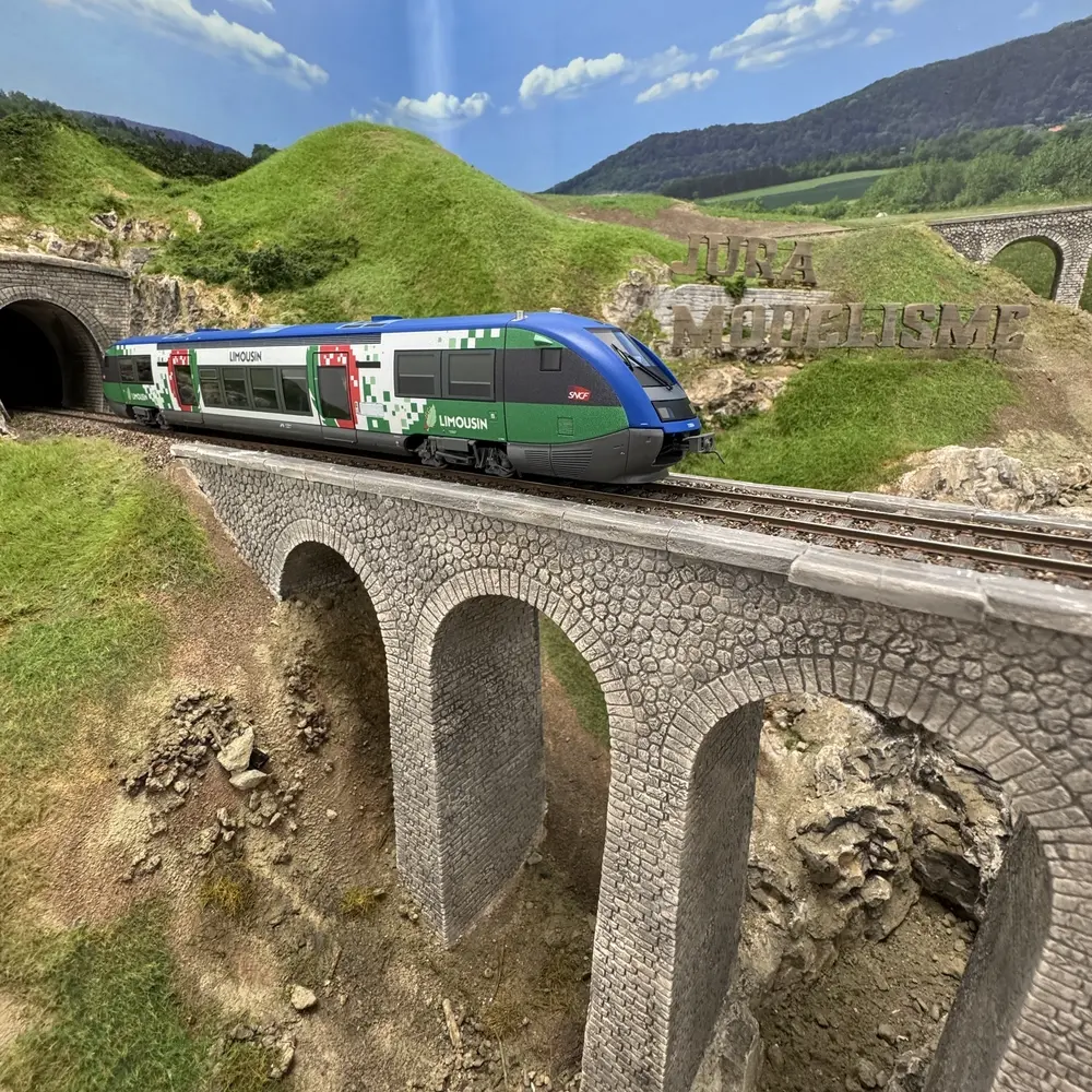 Autorail Diesel X73500 TER Limousin - Jouef HJS2467- SNCF - HO 1/87 - EP VI - 2R - Analogique  - 11