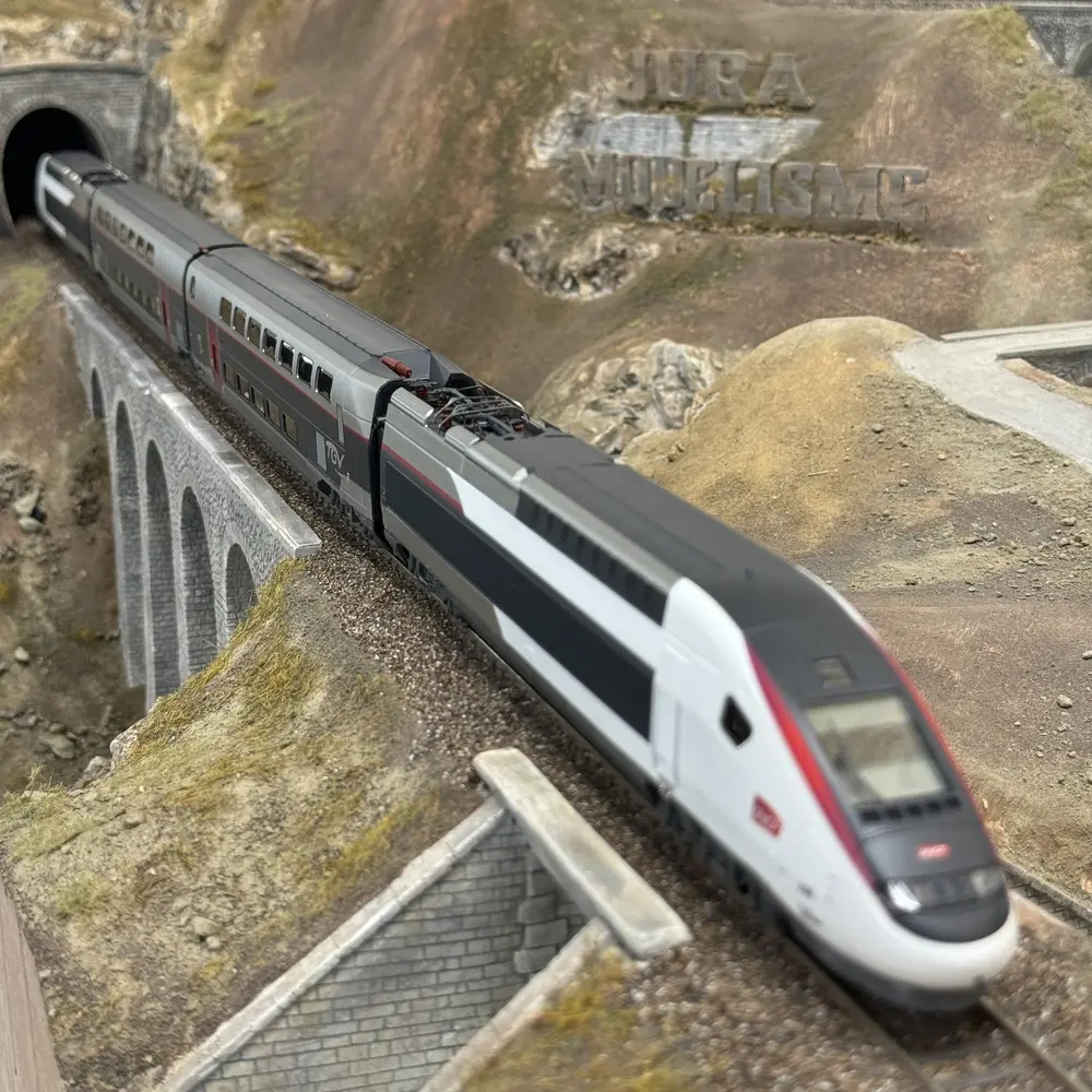 Coffret TGV Duplex Carmillon - Jouef HJ2451- HO 1/87 - SNCF - Ep VI - 2R - Analogique - 13