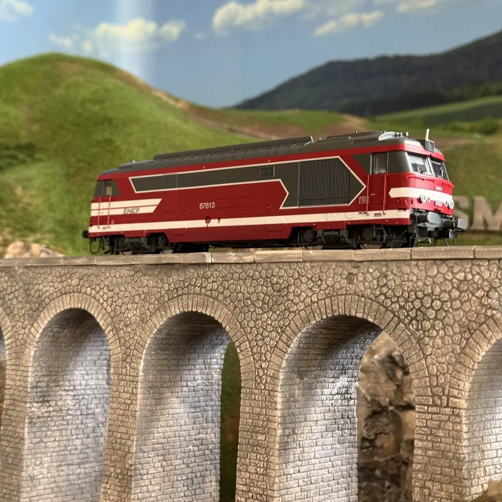 Locomotive Diesel BB 67613 "Capitole" - Jouef HJ2464S - HO 1/87 - SNCF - 2R - EP VI - DCC Sound - 6