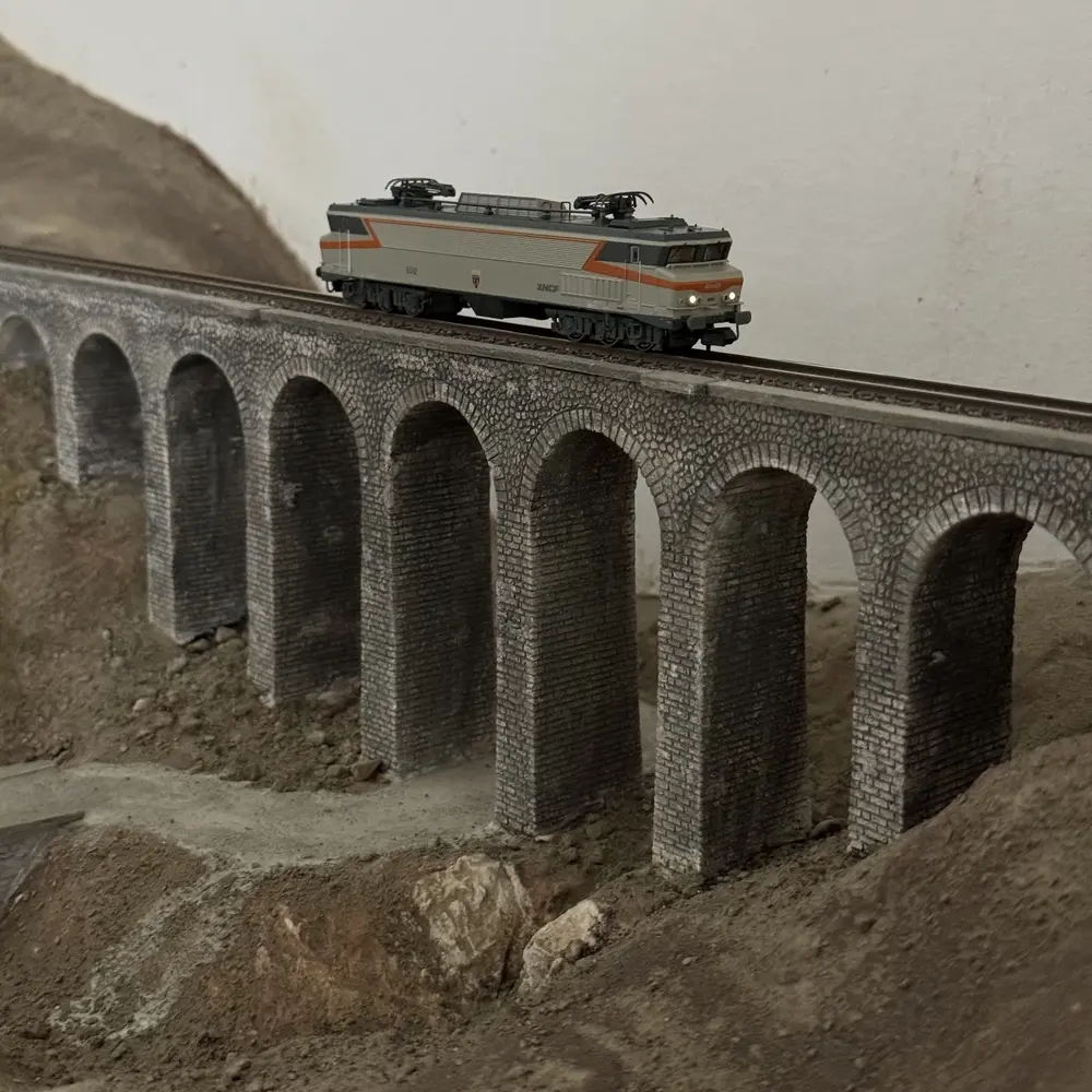 Locomotive électrique CC 6512 livrée Béton - Arnold HN2588S - N 1/160 - SNCF - EP IV - DCC Son - 6