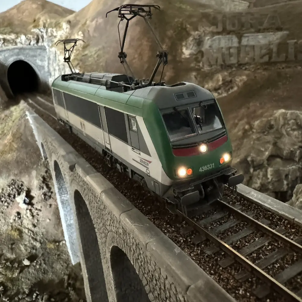 Locomotive Electrique "Astride" BB 436331 - Jouef HJ2458S - HO 1/87 - SNCF - EP V - 2R - DCC Sound - 9