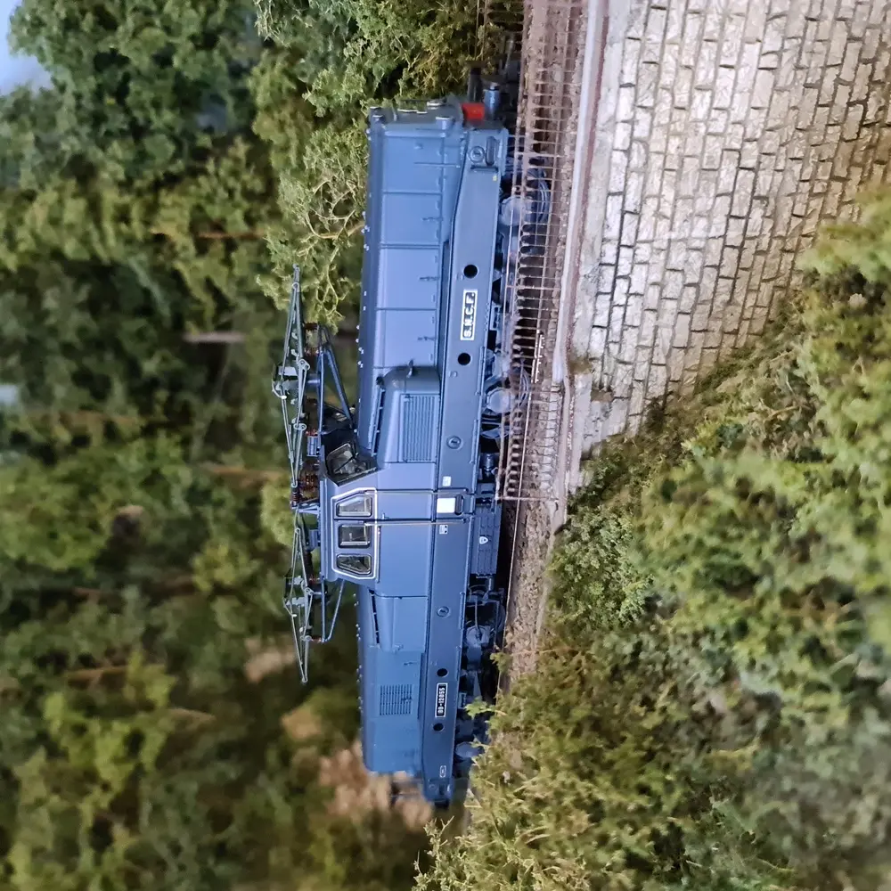 Locomotive électrique BB 12055 - Jouef HJ2400S - HO 1/87 - SNCF - Ep III - Digital sound - 2R - 5