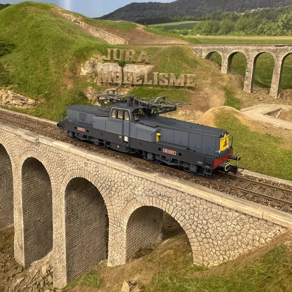 Locomotive électrique BB 12013 - Jouef HJ2449S - HO 1/87 - SNCF - Ep III - Digital sound - 2R - 6