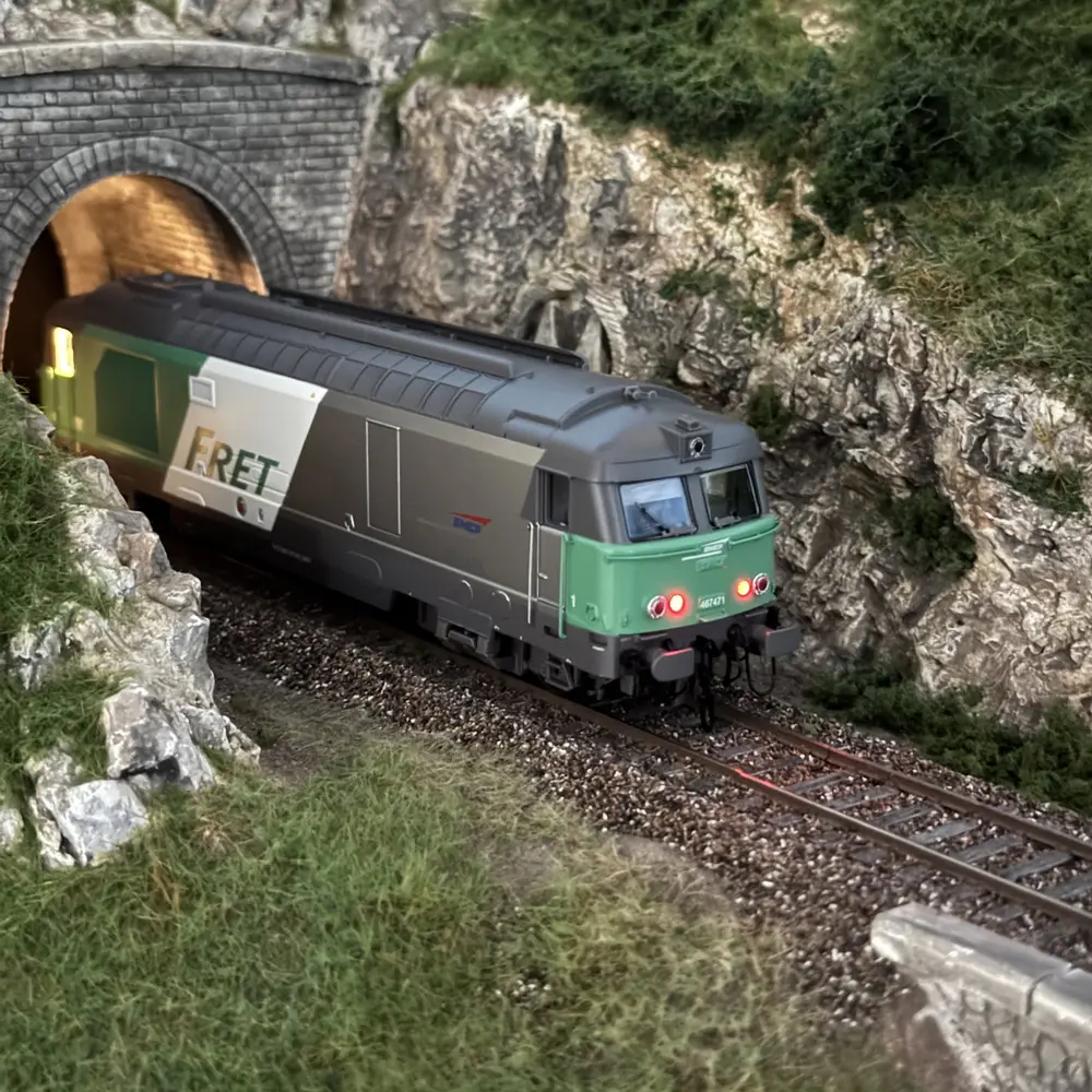 Locomotive Diesel BB467505 "FRET" - JOUEF HJ2342S - SNCF - HO 1/87 - EP VI - 2R -DCC SON - 8