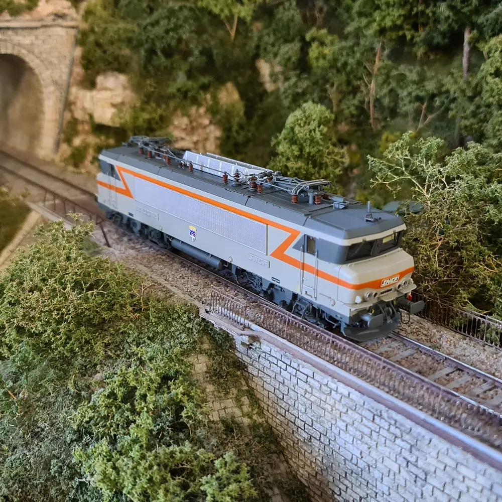 Locomotive électrique BB22312 AC LS MODELS 11559 - HO 1/87 - SNCF EP IV - 5