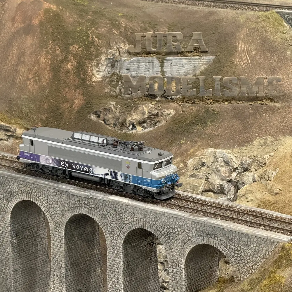 Locomotive électrique BB 15065 "En voyage" - LS Models 10991 - HO 1/87 - SNCF - Ep V - Analogique - 3R - 5