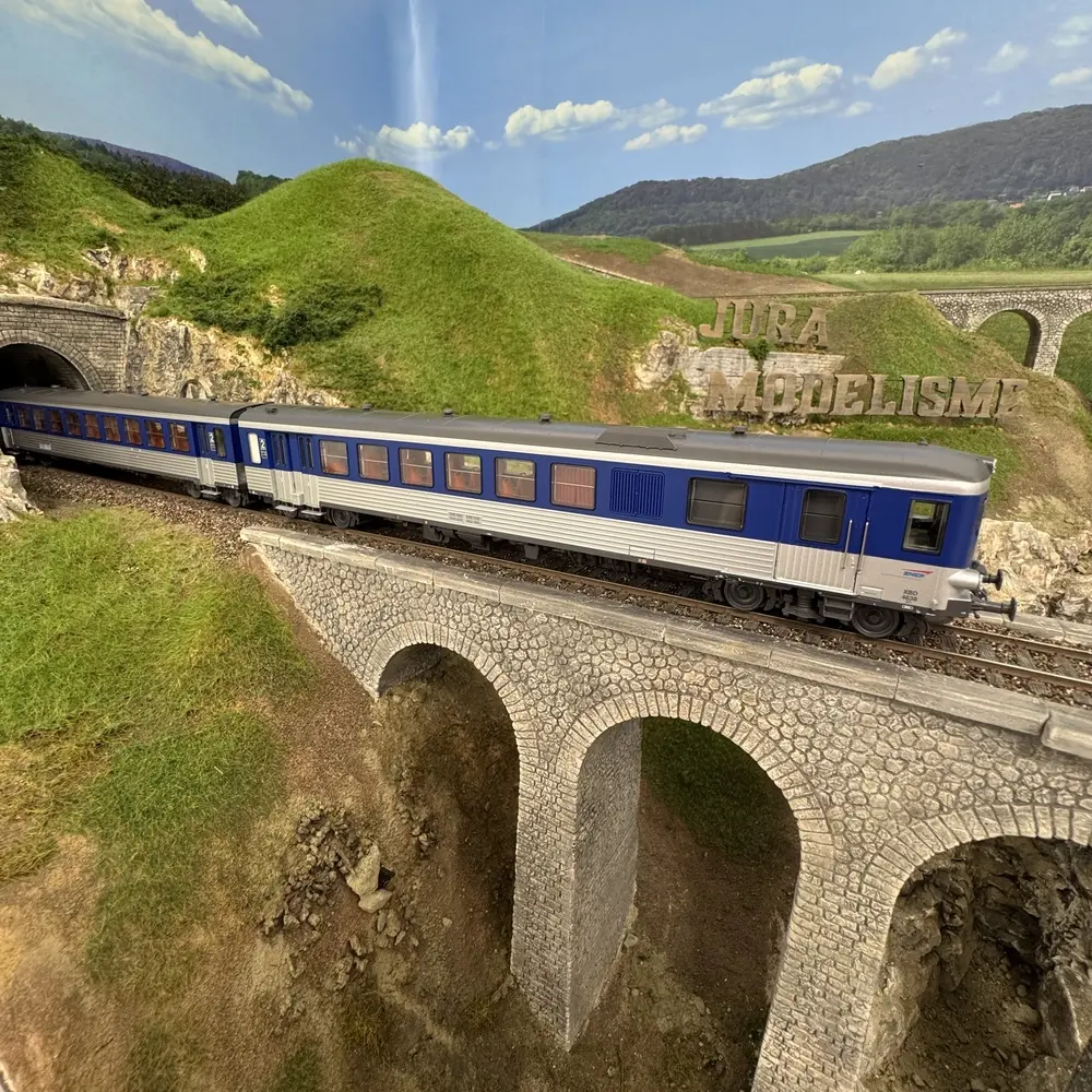 Autorail diesel EAD X4638-XR8650 - LS Models 11032 - HO 1/87 - SNCF - Ep V - Analogique - 2R - 6