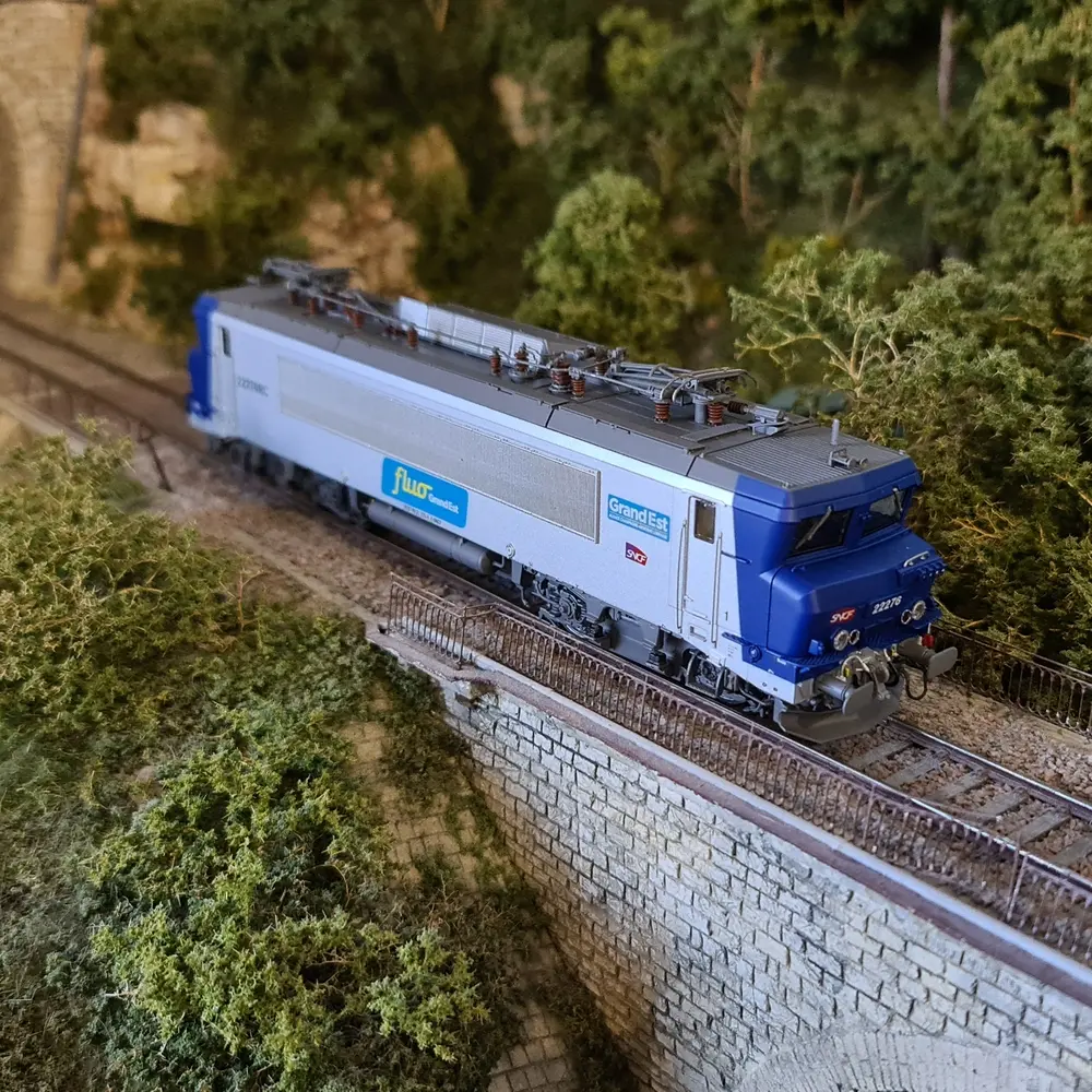 Locomotive électrique BB 22276RC - LS Models 11058 - HO 1/87 - SNCF - Ep VI - Analogique - 2R - 5