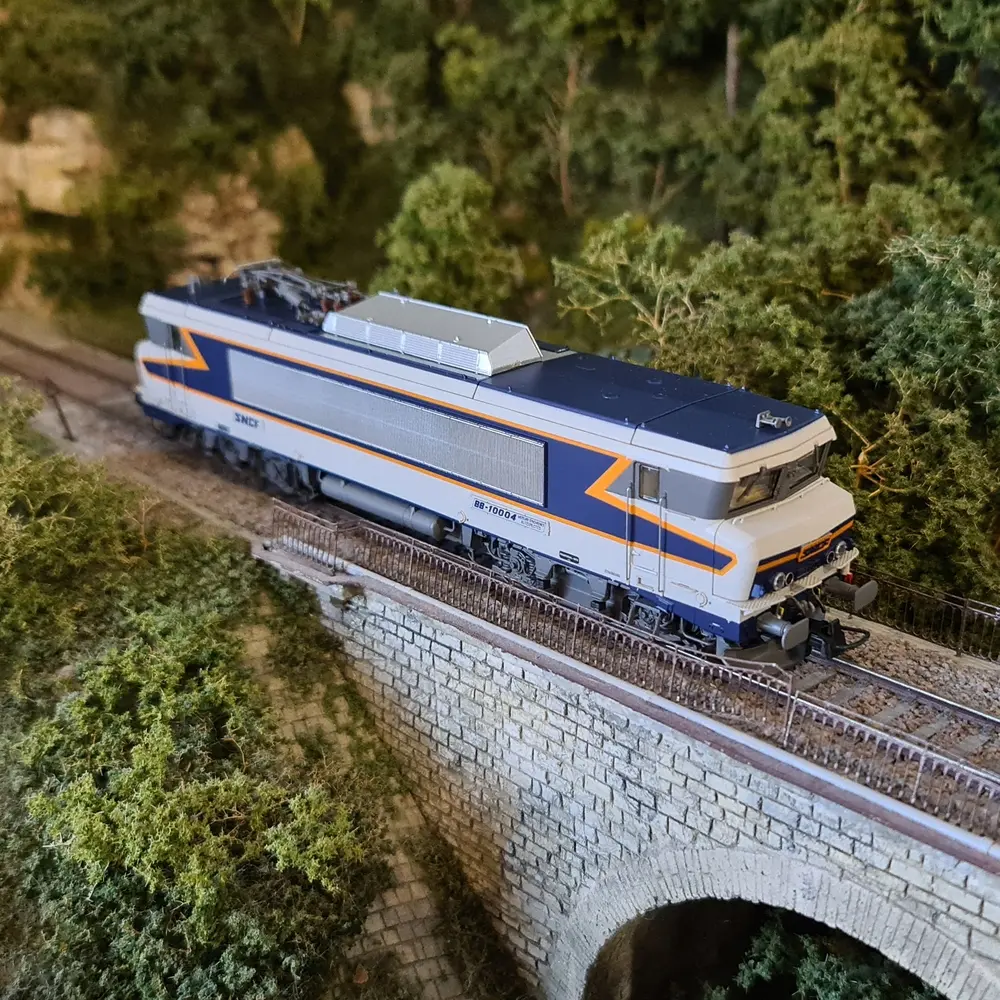 Locomotive électrique BB10004 "TEN/Chamois 432" - LS MODELS 10488DS - SNCF - HO 1/87 - 4