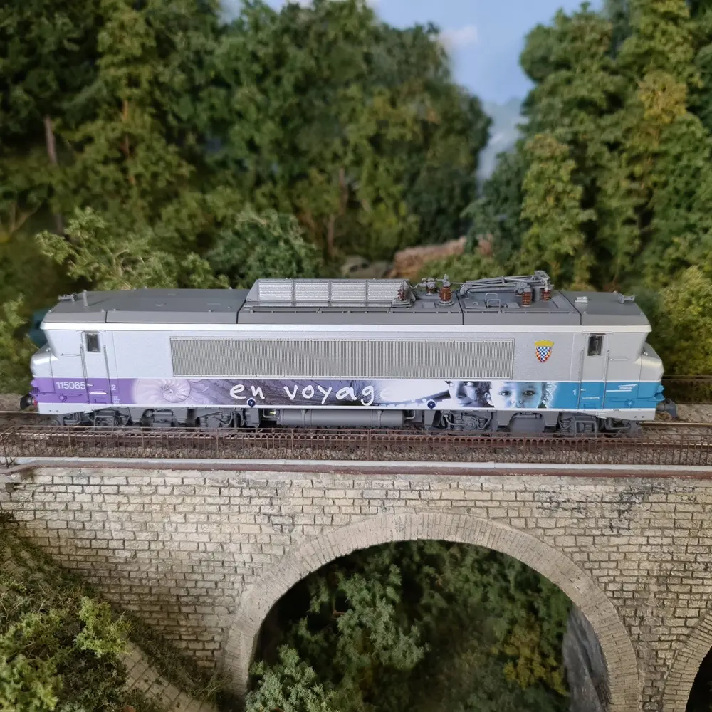 Locomotive électrique BB 15065 "En voyage" - LS Models 10491 - HO 1/87 - SNCF - Ep V - Analogique - 2R - 4