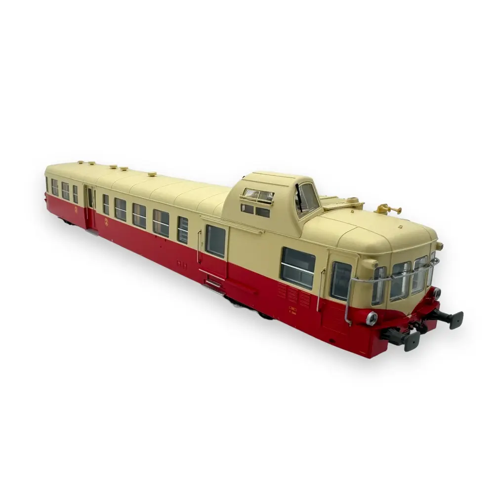 Autorail diesel Picasso XBD 3943 - LS Models 10119 - HO 1/87 - SNCF - Ep III - Analogique - 2R - 2
