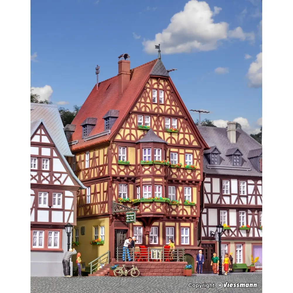 Grande Maison à colombages avec oriel Kibri 38902 HO 1/87 - 3